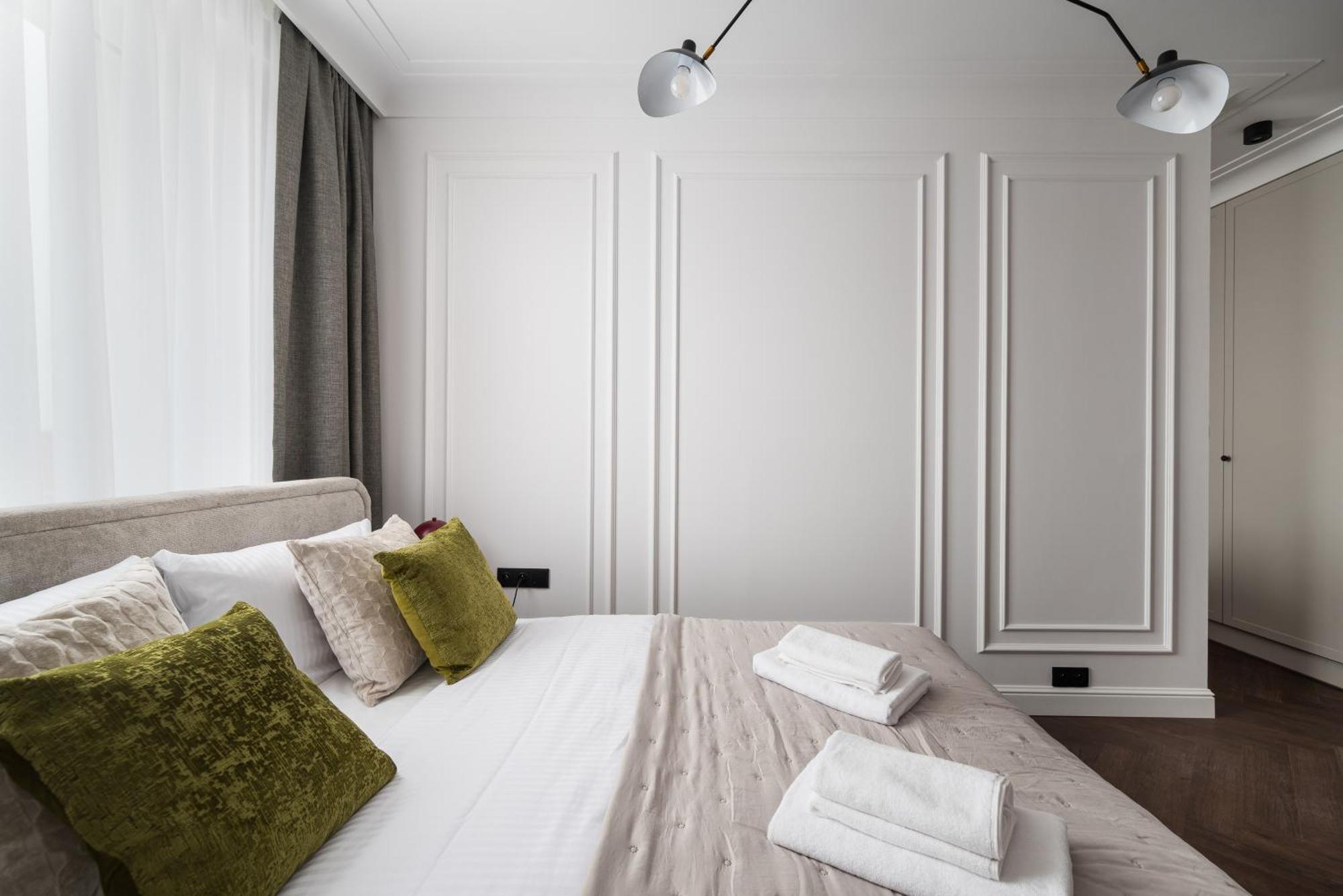 City Centre Deluxe Apartment Varsavia Esterno foto